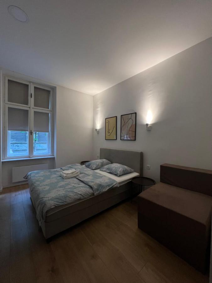 Noble Studio Apartments 萨格勒布 外观 照片