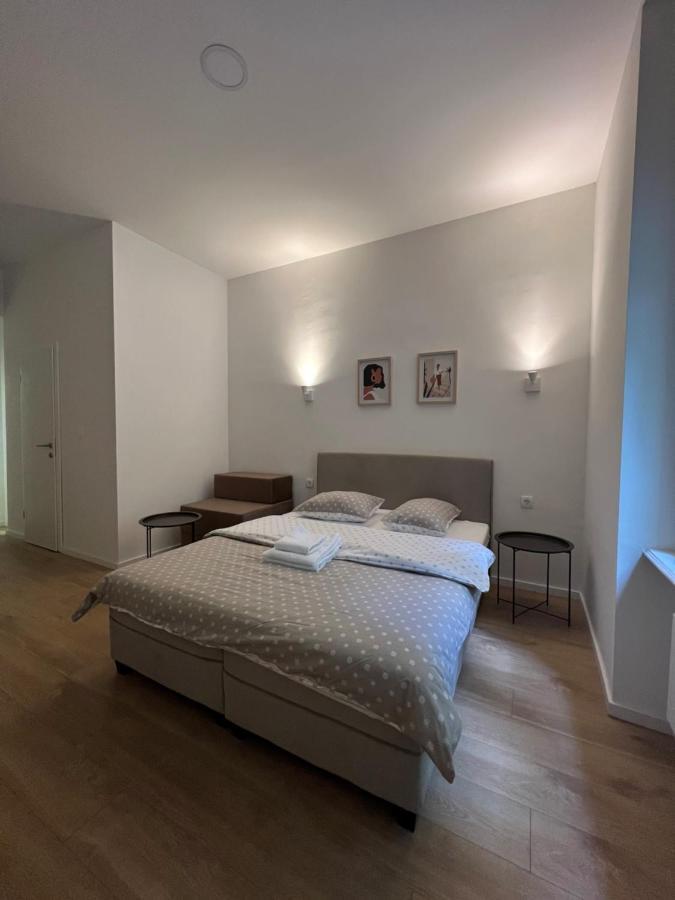 Noble Studio Apartments 萨格勒布 外观 照片