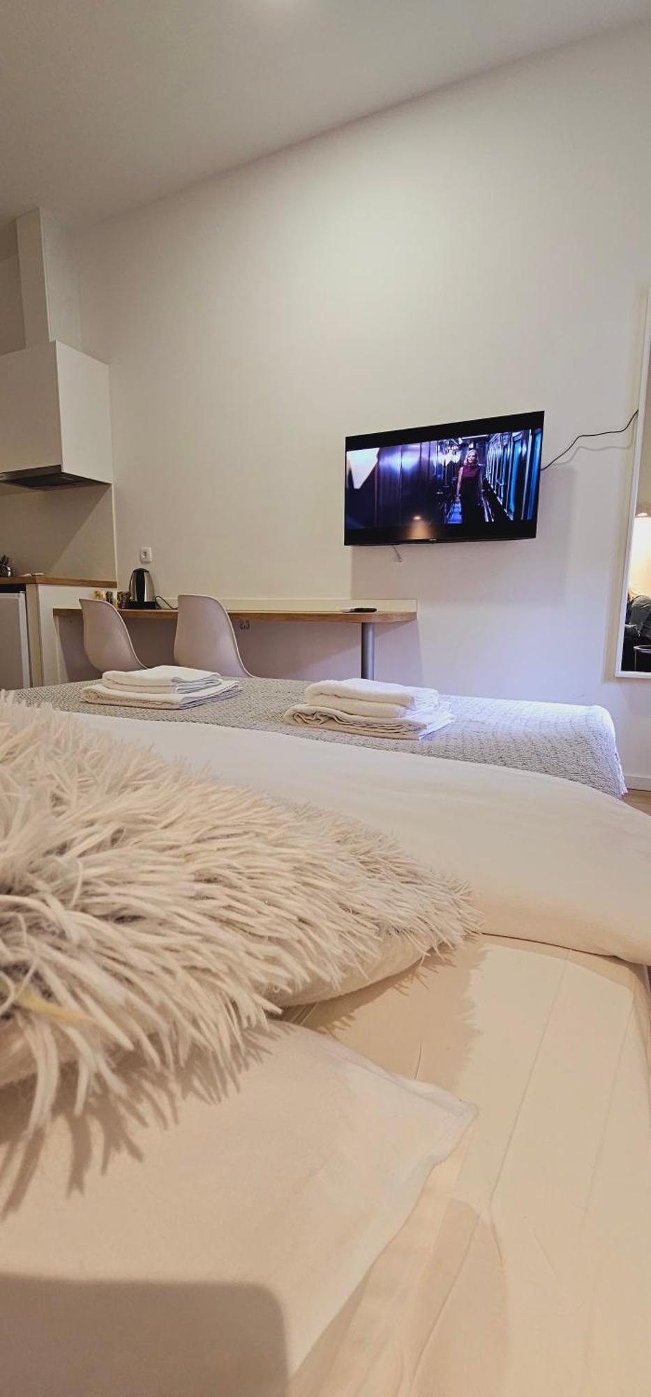 Noble Studio Apartments 萨格勒布 外观 照片