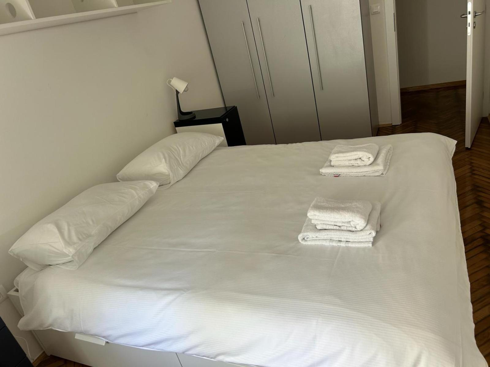 Noble Studio Apartments 萨格勒布 外观 照片