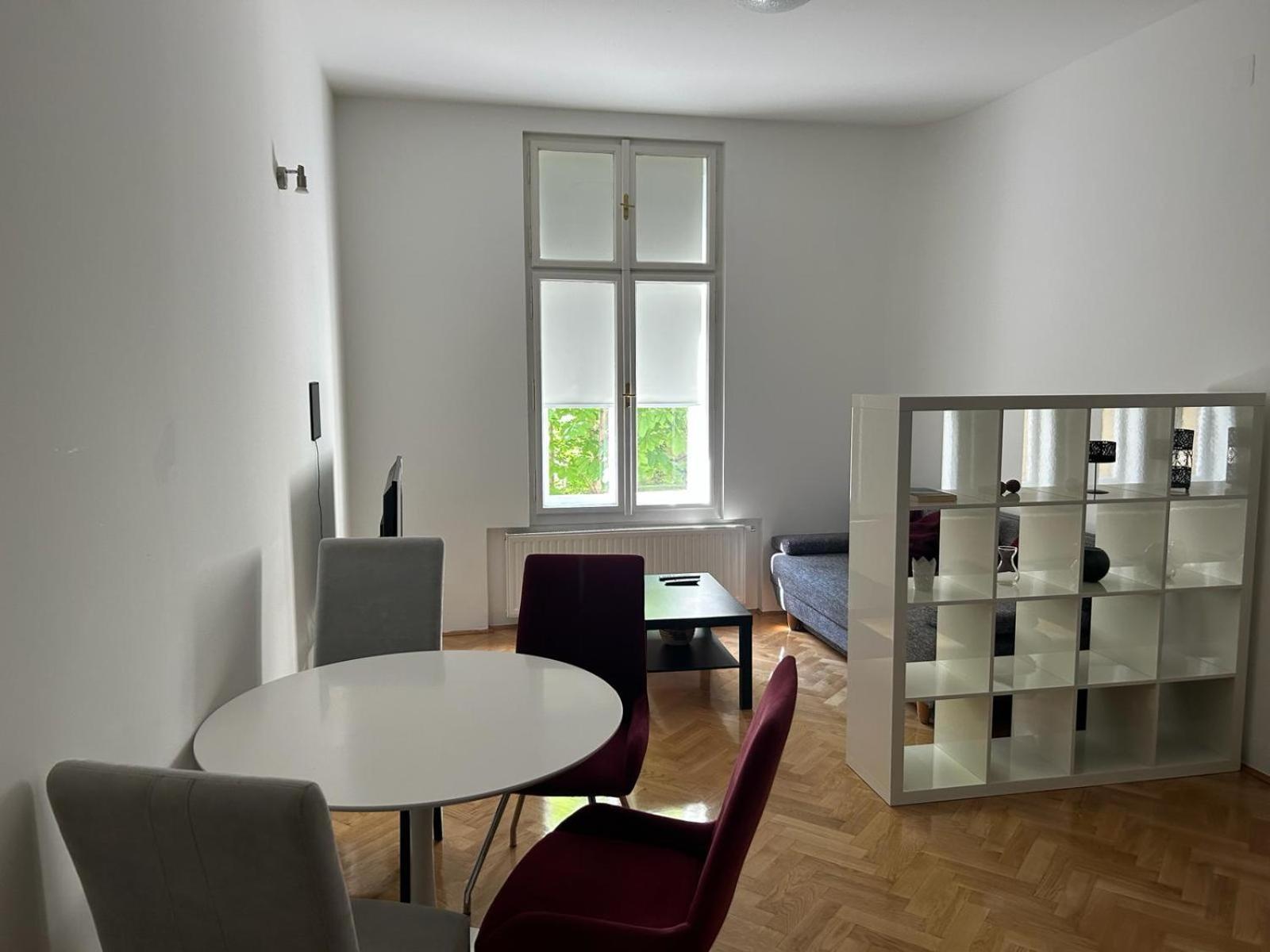 Noble Studio Apartments 萨格勒布 外观 照片